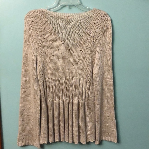 🌺Beautiful Cream Sweater🌺 - Picture 5 of 8